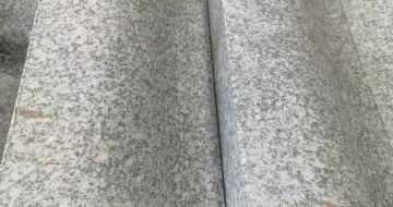 自贡芙蓉白S型拉丝面路沿石