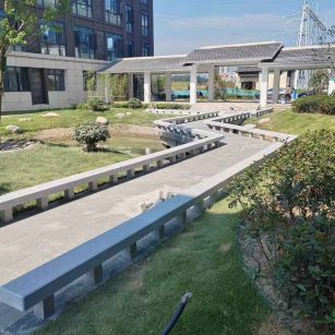 自贡 芝麻灰小区坐凳&栏杆安装效果