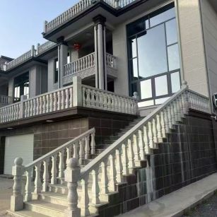 自贡 芝麻白别墅阳台栏杆，楼梯栏杆
