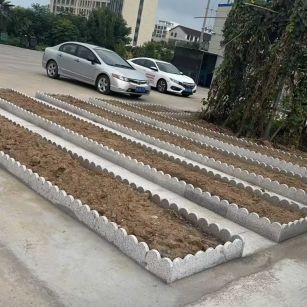 自贡 花边石、花围石、花园石安装效果