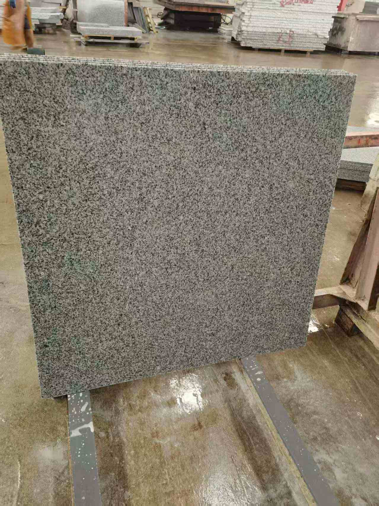 自贡 芝麻白光面900*900，高地铁标准